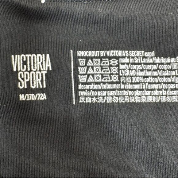 Victoria’s Secret Sport Reflective Stripe Capri Leggings Black Medium - Picture 7 of 11